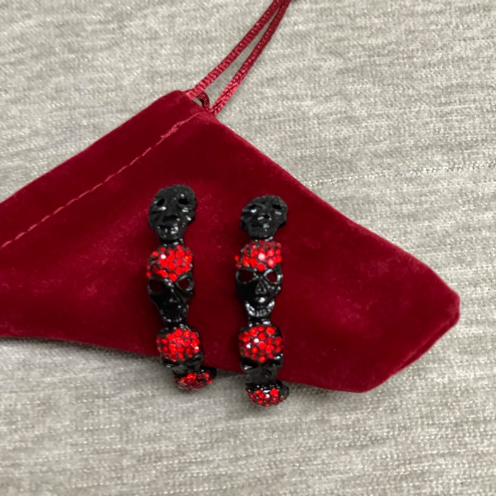 Halloween hoop earrings- black skulls